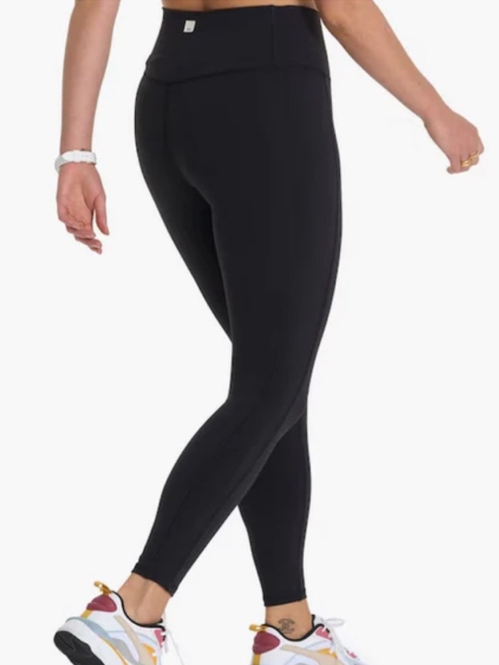 Vuori Studio Pocket Leggings in Black